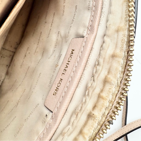 Michael Kors Crossbody Leather Bag - Picture 7 of 11